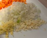 A picture of step 2 of Fried rice with leftover duck.