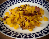 Foto del paso 6 de la receta: Tallarines cortos de calabaza con piñones y bacon