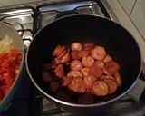 Foto del paso 2 de la receta: Guiso de garbanzos con longaniza