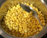 A picture of step 1 of Dal-Palak/Chana Dal-Palak Sabji: Gujarati Style.