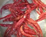 Foto langkah ke 1 dari resep Sambal bilis khas malaysia.