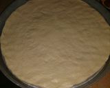 A picture of step 6 of Chicken pizza.