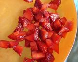 Foto langkah ke 1 dari resep Es Smoothies Strawberry Pisang popsicle.
