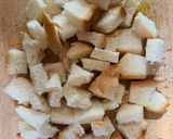 Foto langkah ke 1 dari resep Croutons.