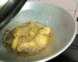 Foto langkah ke 2 dari resep Ayam goreng lengkuas.