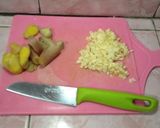 Foto langkah ke 2 dari resep Sop ayam jahe.