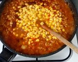 Csilis bab alapporral recept fázis 4 fotója