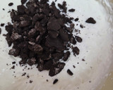 Foto del paso 6 de la receta: Postre torta Oreo® by Mycka 🍰 muuuy fácil, 4 ingredientes y sin horno🎂especial Día del Padre 🎊