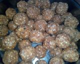 A picture of step 17 of Rice coconut jaggery ladoo.
