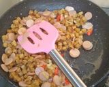 Foto langkah ke 4 dari resep Oseng Tempe Sosis.