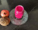 A picture of step 2 of Beetroot and pomegranate juice.