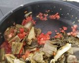 Hình bước làm 6 của món Cá chép om dưa