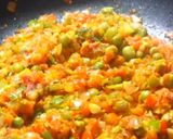 A picture of step 4 of Matar Paneer bhurji.