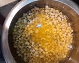 A picture of step 1 of Spicy Black-Eyed Peas.