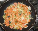 Foto del paso 1 de la receta: Quesadillas de vienesas con huevos