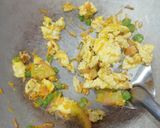 Foto langkah ke 2 dari resep BUBUR TIM TELUR WORTEL KEJU || MPASI 9+ MONTH.