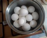 A picture of step 1 of Anda gravy.