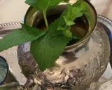 Une image de l'étape 1 de Thé vert menthe fraiche pignon de pin.