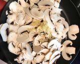Paradicsomos csirkemell penne tésztával, avagy majdnem milánói 🍅🐤🍝🍷 recept fázis 1 fotója