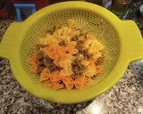 Foto del paso 5 de la receta: Pasta con ensalada china y pesto Exprés