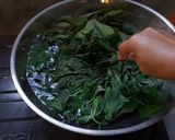 Foto langkah ke 1 dari resep Daun Singkong Kuah Santan.