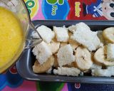 Foto langkah ke 3 dari resep Puding roti tawar pisang.