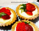 Foto langkah ke 7 dari resep Strawberry Tartlets.