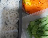 Foto langkah ke 1 dari resep Tumis Akar Teratai.