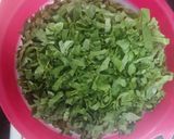A picture of step 2 of Mutton spinach fenugreek potato.