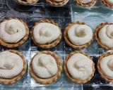 Foto del paso 6 de la receta: Canapé de mousse de parmesano con pera caramelizada y jamón