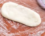 Hình bước làm 4 của món Bánh mì mochi nhân chà bông Đài Loan