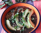 Foto del paso 11 de la receta: Sopa de alubias negras con tofu y aguacate