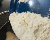 A picture of step 3 of Tripe fruit cake.