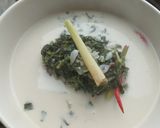 Foto langkah ke 3 dari resep Daun Singkong Santan Bening.