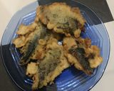 Foto langkah ke 4 dari resep Sayur asem + ikan tongkol tepung.