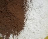 A picture of step 2 of Brownie Cake.