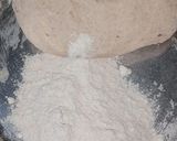 A picture of step 1 of Ajwain parantha.