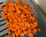 Une image de l'étape 14 de Sauté de porc aux champignons, carottes et tomates.