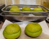 Foto langkah ke 6 dari resep Donut Matcha Tower.