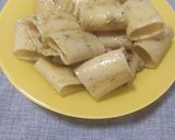 Foto del passaggio 5 della ricetta Pasta con crema di pistacchio e pancetta