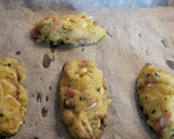 Foto del paso 7 de la receta: Tortas de patata, jamón, champiñones y queso
