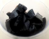Foto langkah ke 1 dari resep Grass jelly coco pandan.