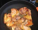 Foto del paso 1 de la receta: Pollo 🐓 rustido con ciruelas y orejones para Navidad 🎄🎁