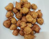 A picture of step 6 of Moong Dal Vada (Pakoda).