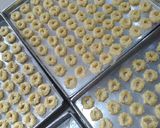 Foto langkah ke 5 dari resep Sagu Keju.