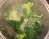 Foto del paso 1 de la receta: Lomo de atún con brócoli salteado