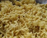 Foto langkah ke 2 dari resep Petulo Pandan Mie.