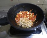 A picture of step 3 of Misal pav.