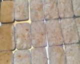 Foto langkah ke 3 dari resep Kue Sagon kelapa.