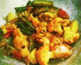 A picture of step 3 of Pointed gourd mix veggies.